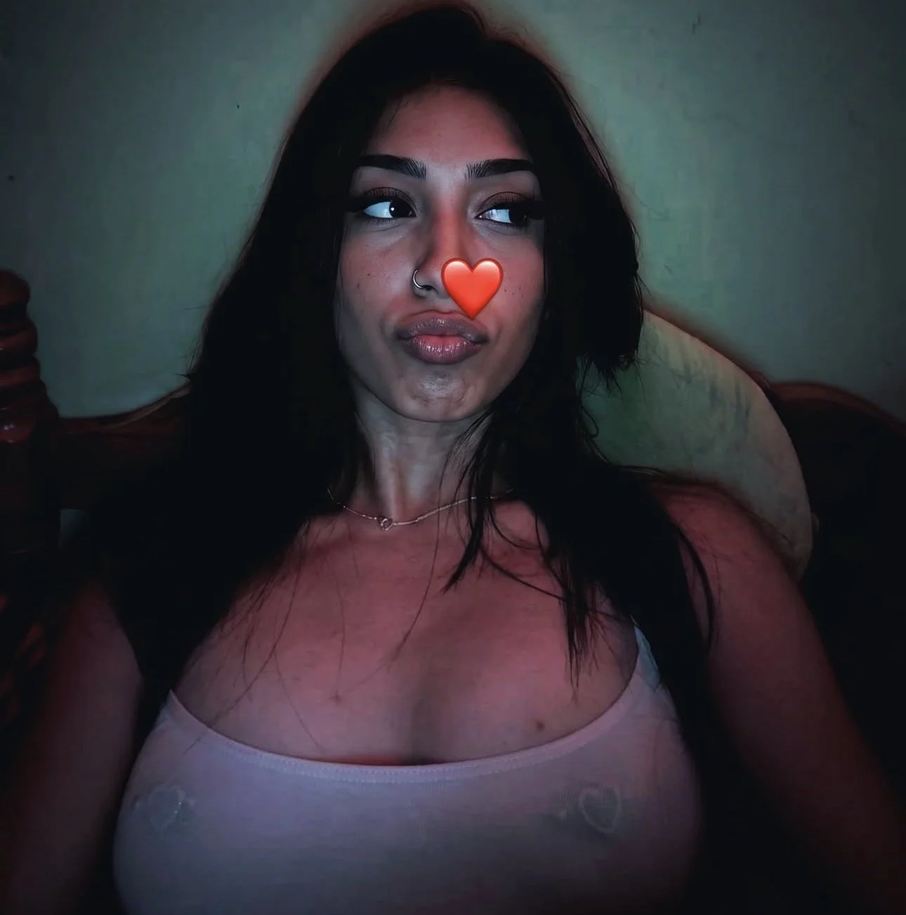 Big tits Latina main image