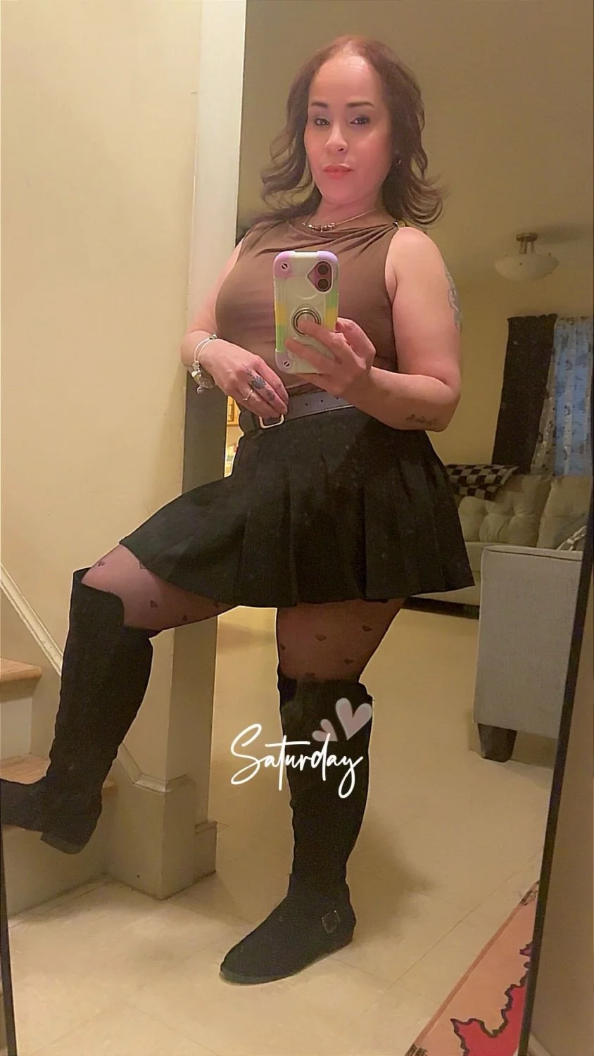 4'10" Dominican 🇩🇴 Milf from CT with a big appetite 🍆 image 15