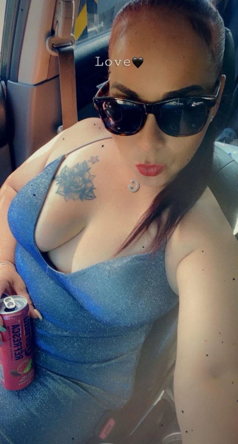 4'10" Dominican 🇩🇴 Milf from CT with a big appetite 🍆 image 18