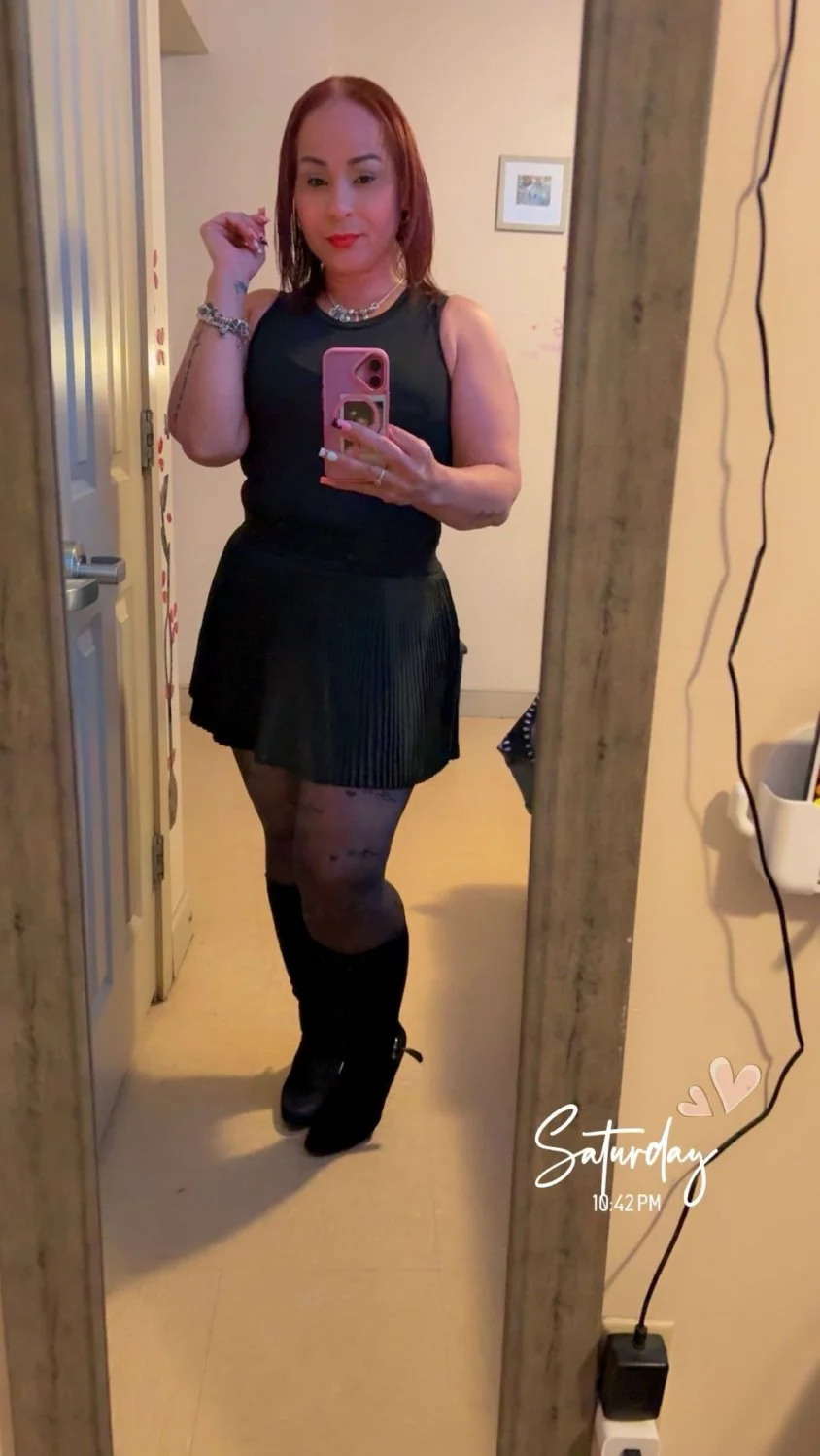 4'10" Dominican 🇩🇴 Milf from CT with a big appetite 🍆 image 2