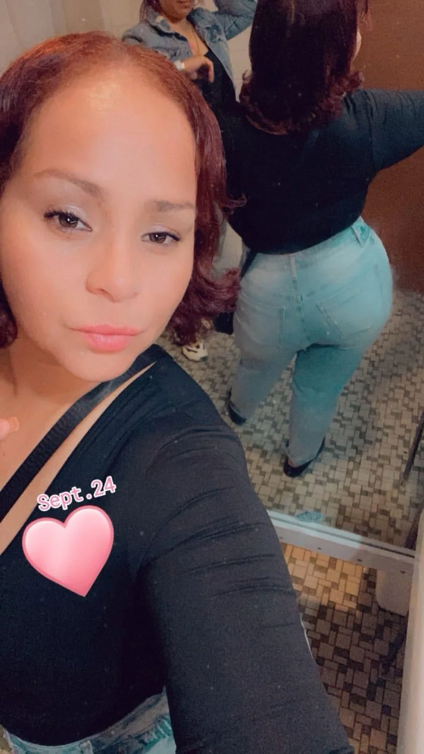 4'10" Dominican 🇩🇴 Milf from CT with a big appetite 🍆 image 4