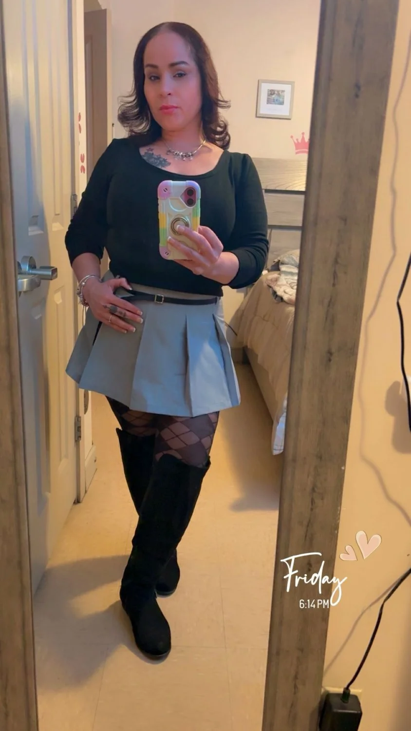 4'10" Dominican 🇩🇴 Milf from CT with a big appetite 🍆 image 7
