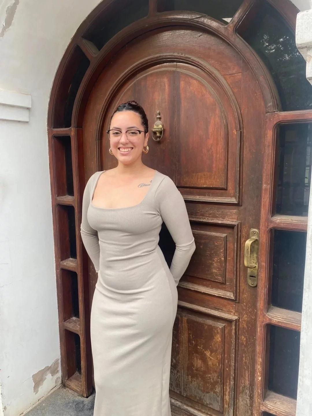 Safira Guido culona puta image 3