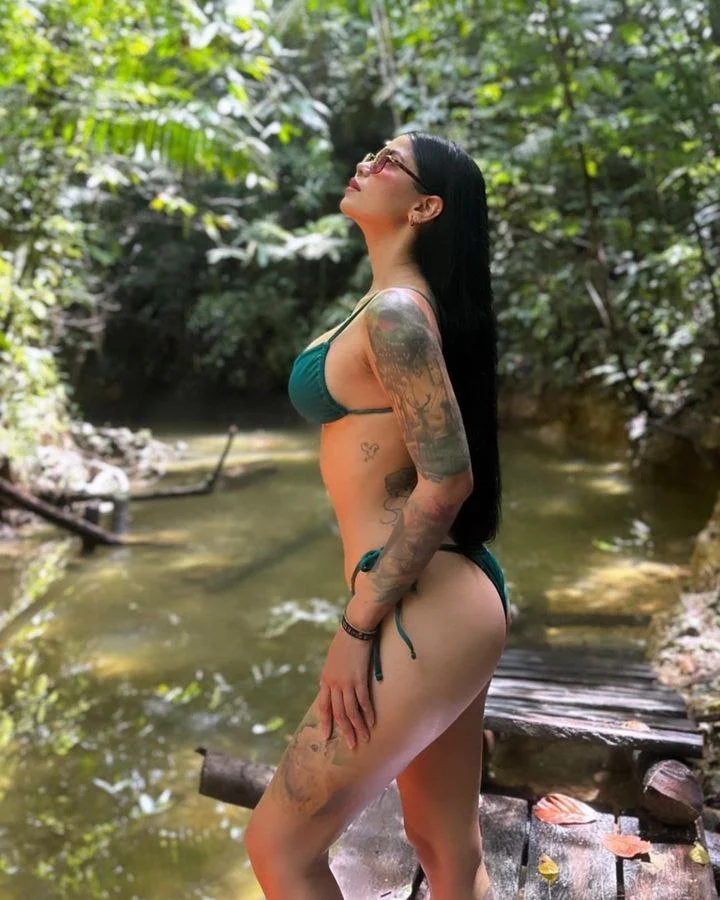 Jenn Muriel main image