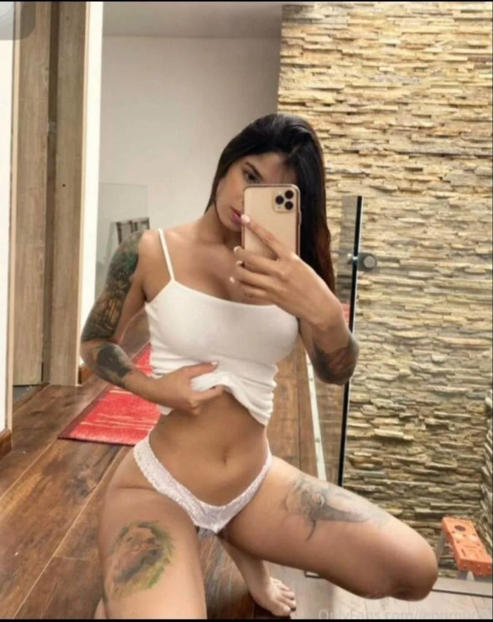 Jenn Muriel image 5
