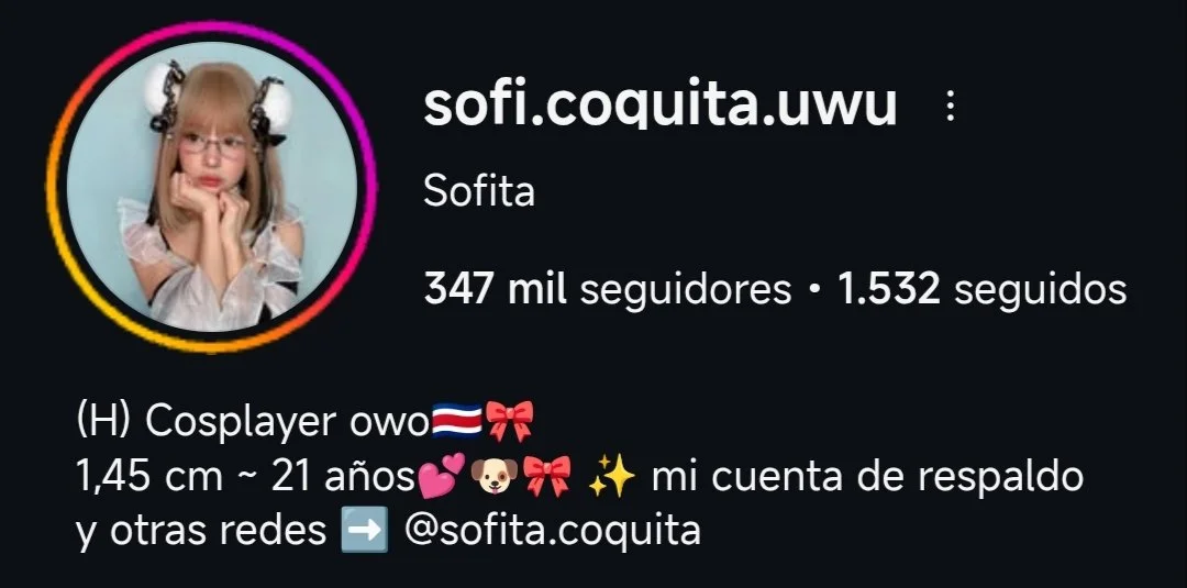 Sofi buenísima cosplayer petite masturbación doble penetración main image