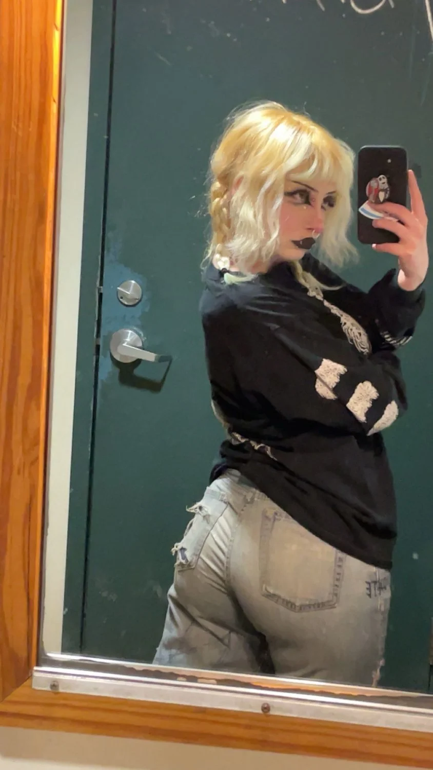 Reupload part 1 emo slut my eyes only leaks image 16