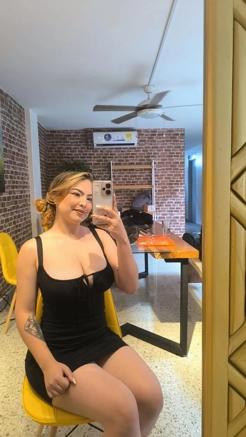 Friend’s hot cousin image 4