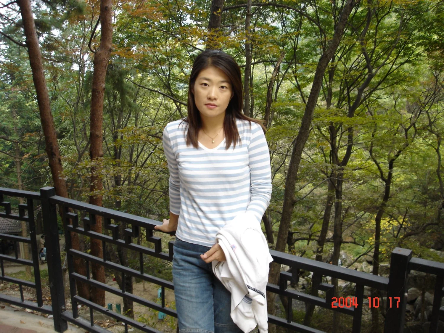 Korean amateur milf 68 image 3