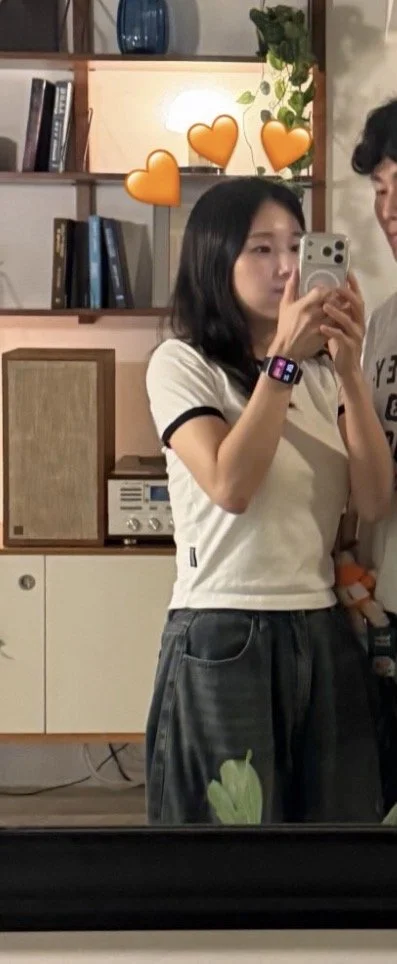 korean slut 현아 image 1