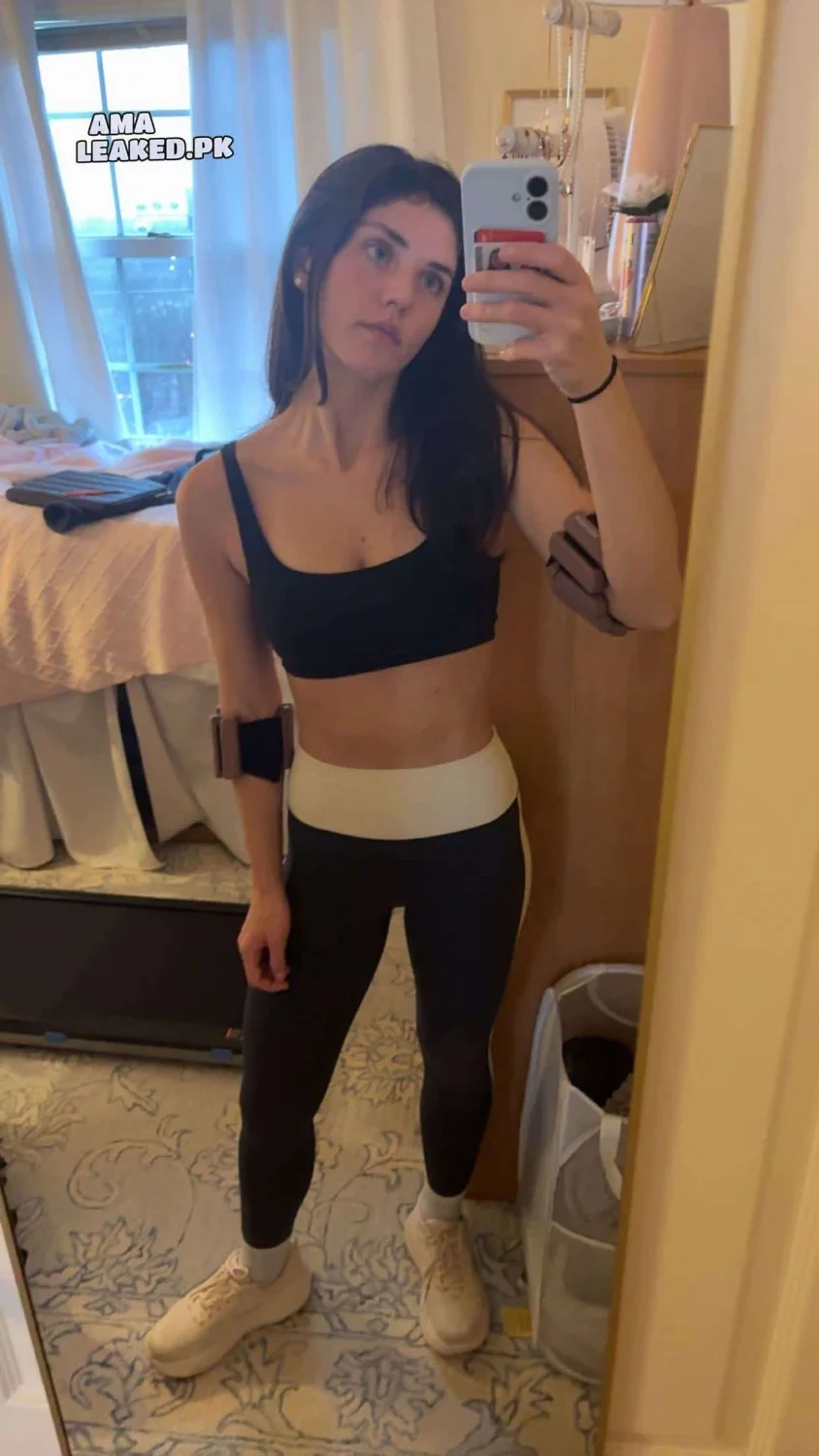 USC babe loves showing off image 35