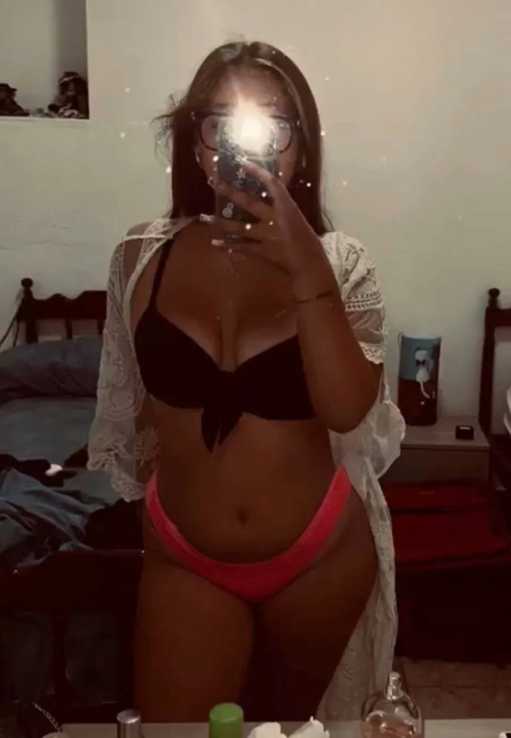 Sara 18 image 6