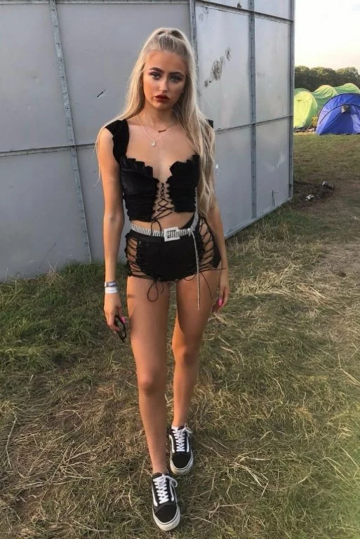 Chloe the gangbang slut image 10
