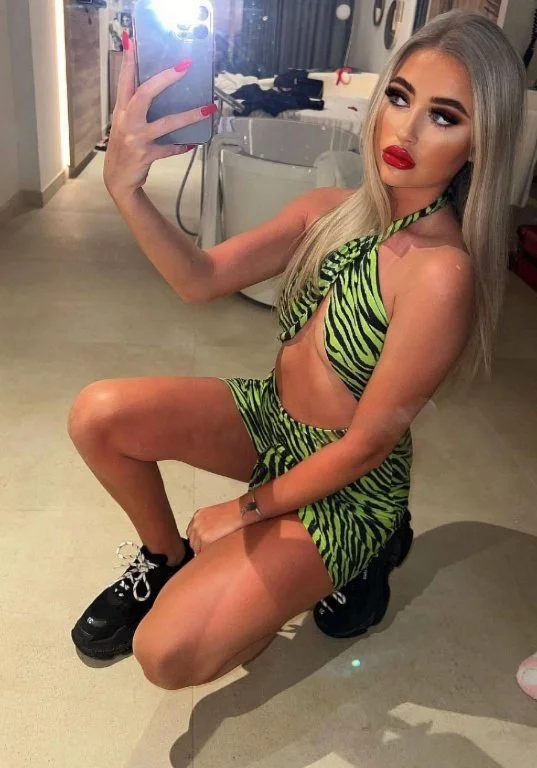 Chloe the gangbang slut image 6
