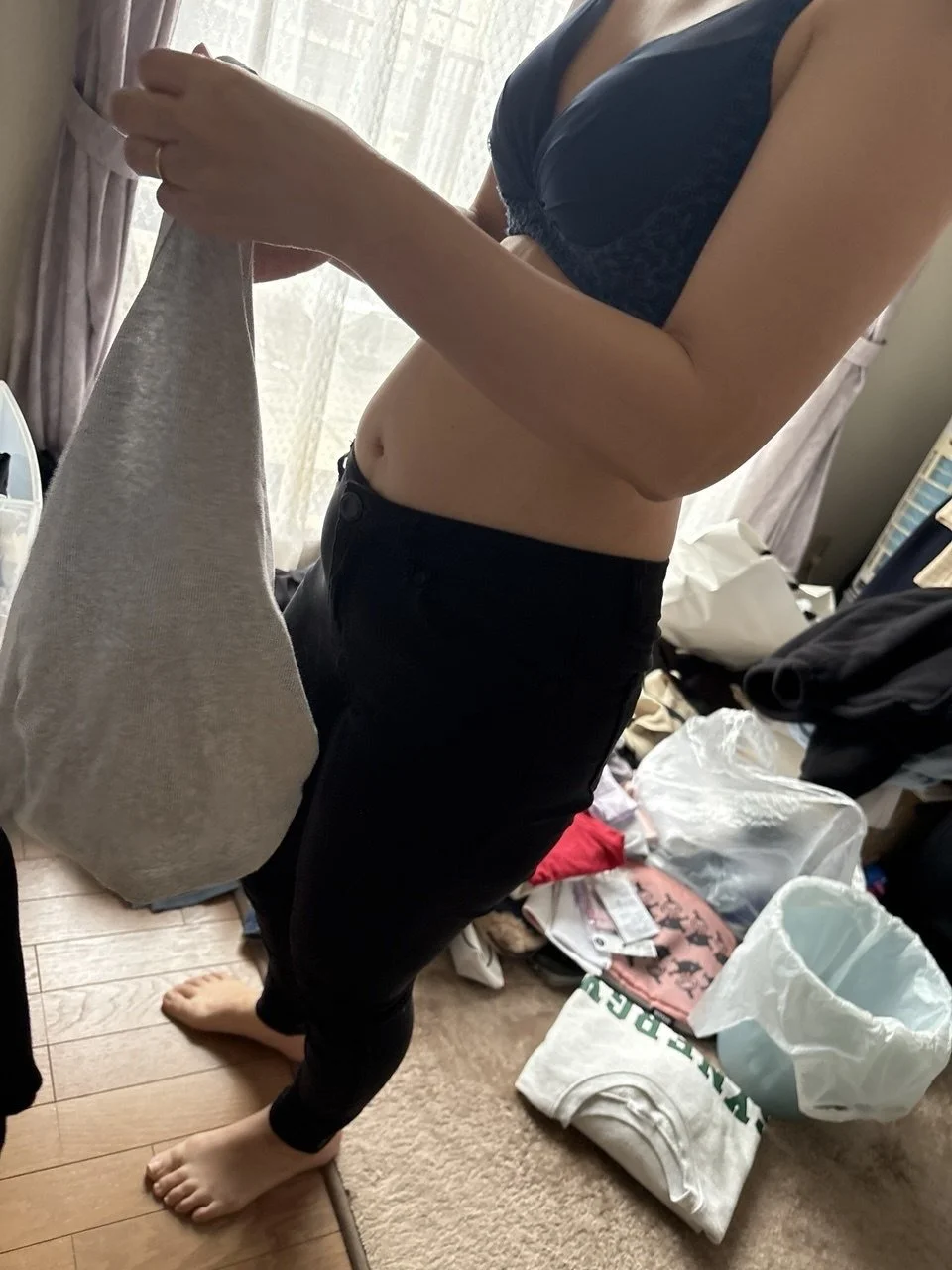 Sexy Japanese MILF Miho main image