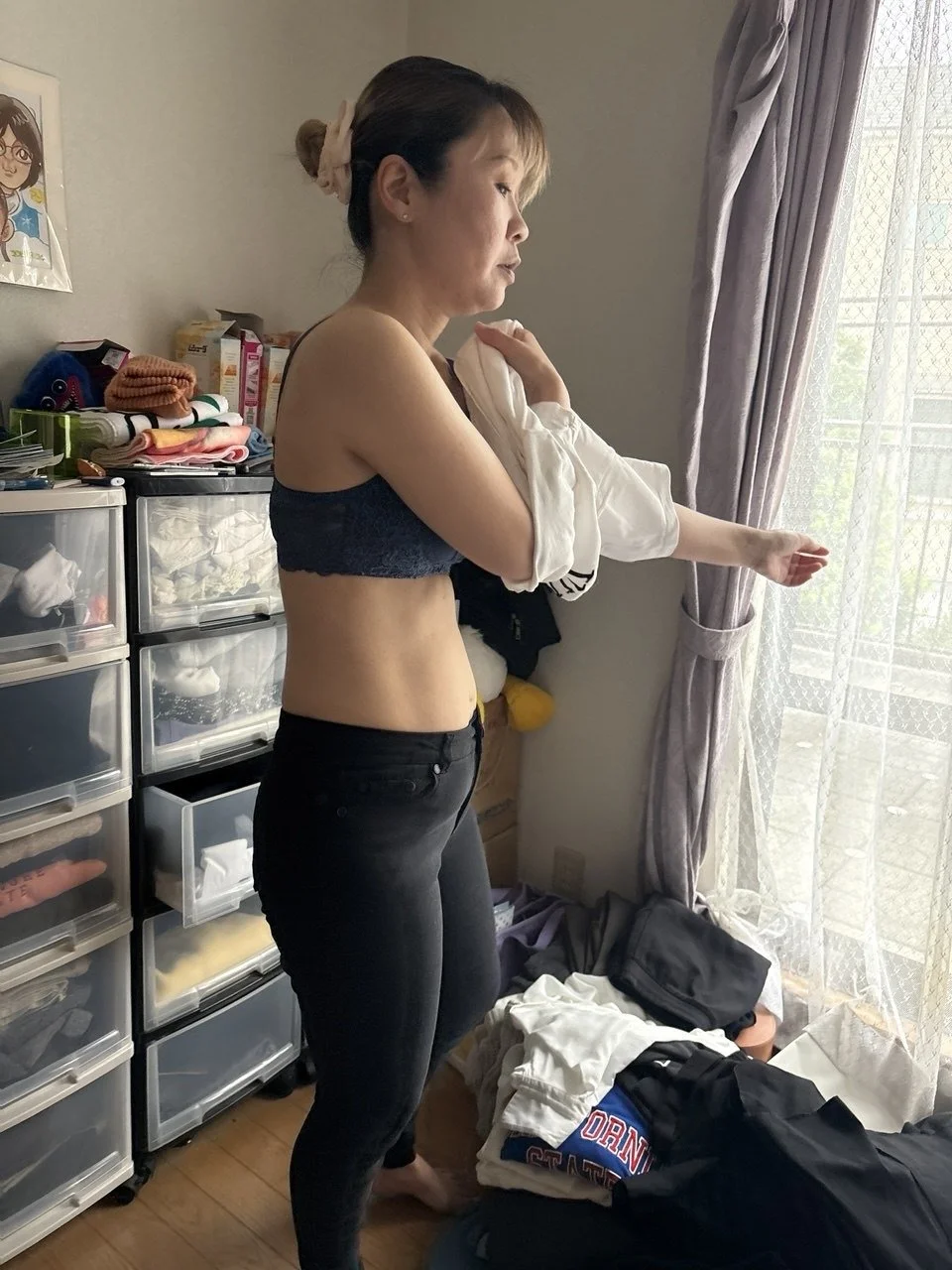 Sexy Japanese MILF Miho image 9