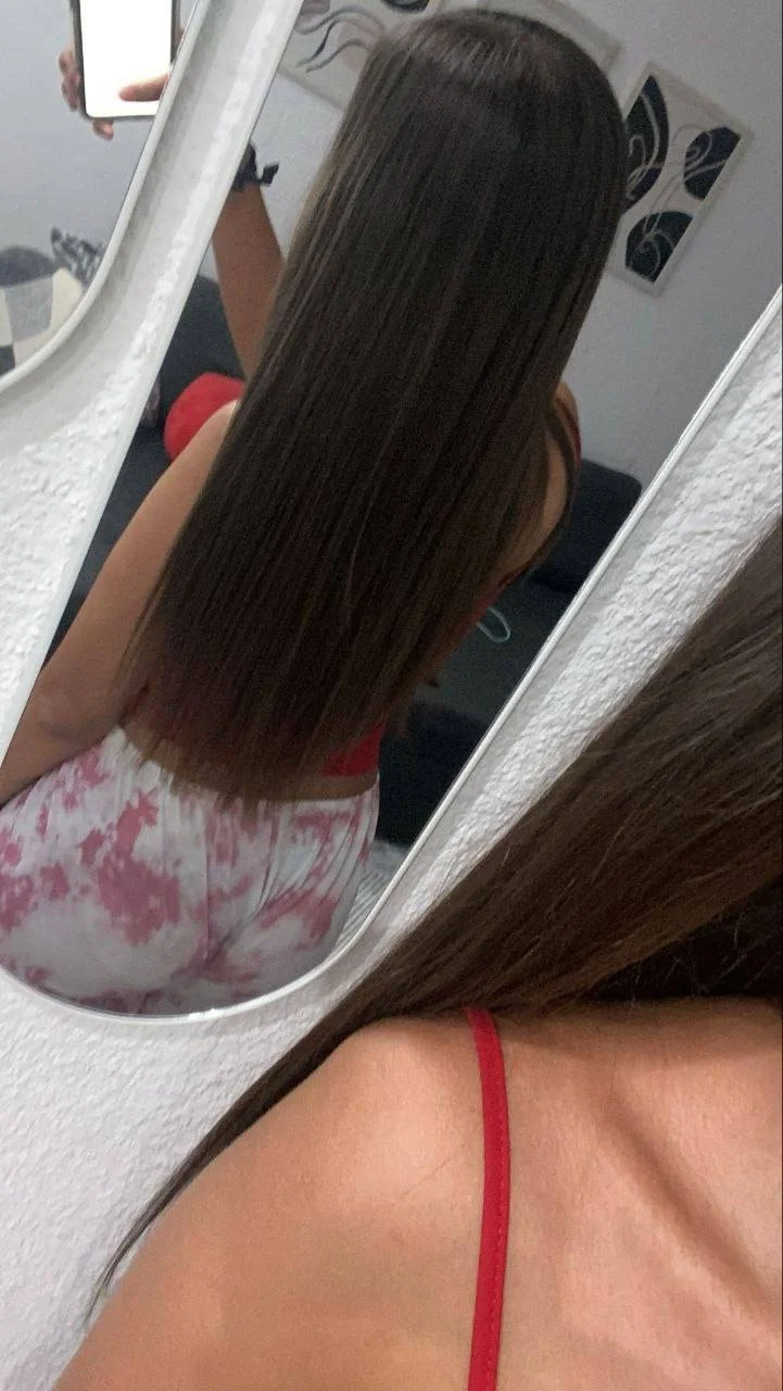 Hermosa flaca con tetas ricas image 9