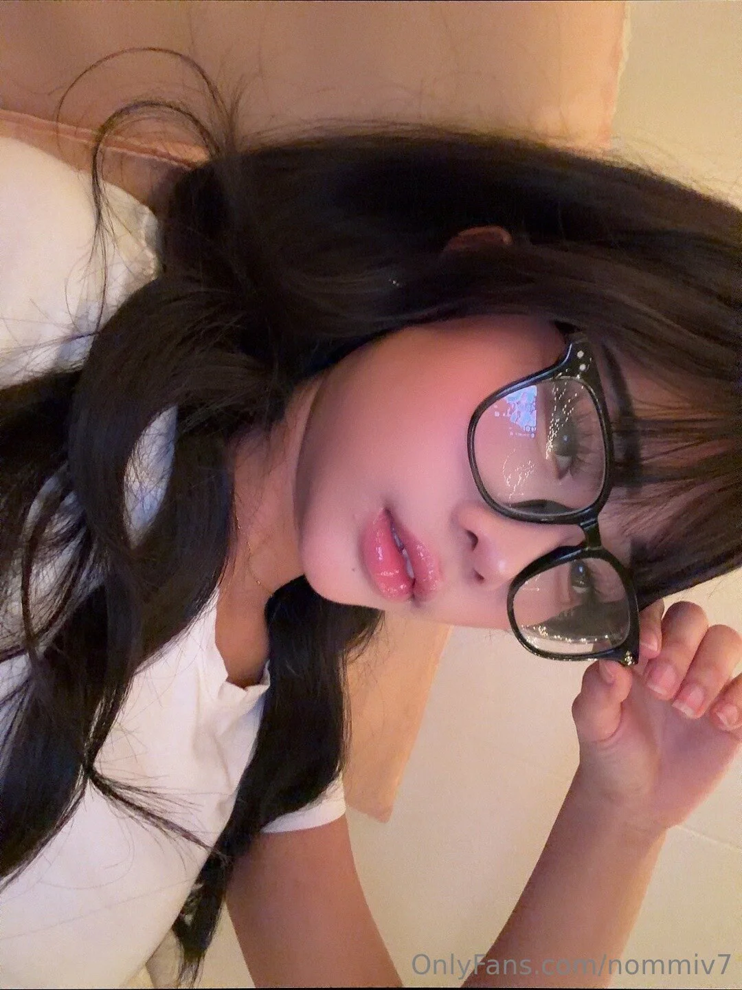 Brunette cutie shows off body abg asian latina Big Tits college Baddie Amateur Teen leaked (4) image 20