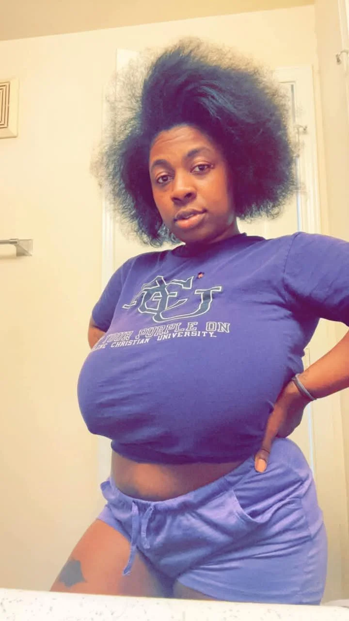 Ebony Auntie With Massive Titties & Nipples I Need Her Nudes. & I Would Not Pull Out 99 image 18
