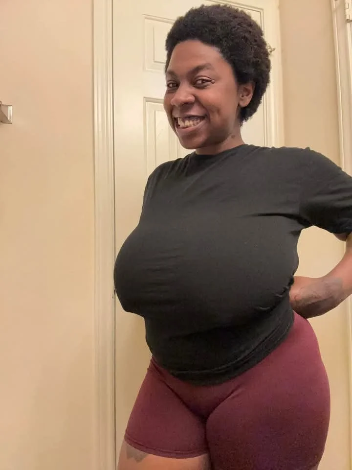 Ebony Auntie With Massive Titties & Nipples I Need Her Nudes. & I Would Not Pull Out 99 image 8
