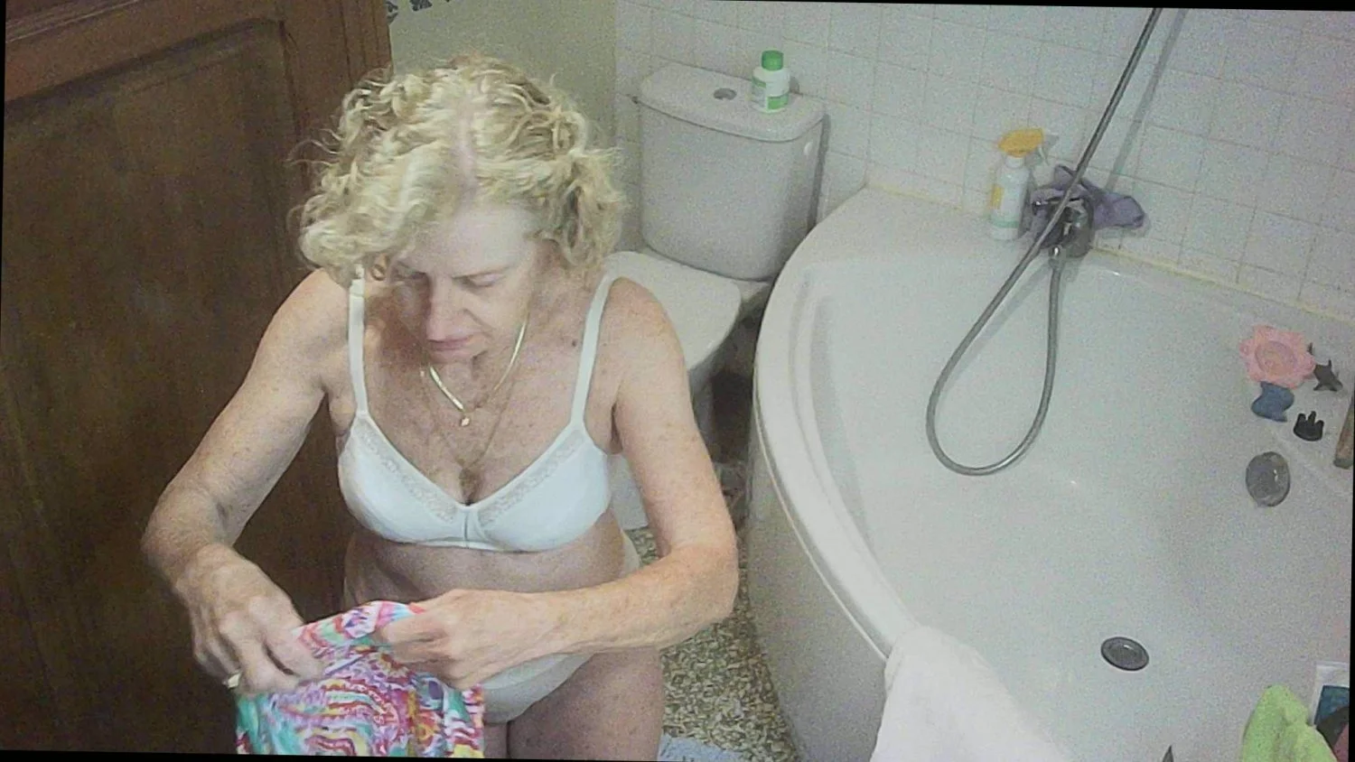 Cheating granny nurse Solange's innocent pics image 2
