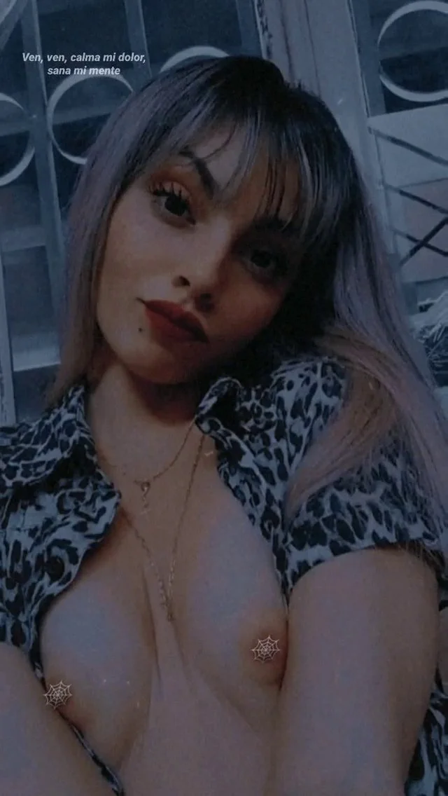 Pendeja argentina muy puta se parte sola Cordobesa image 21