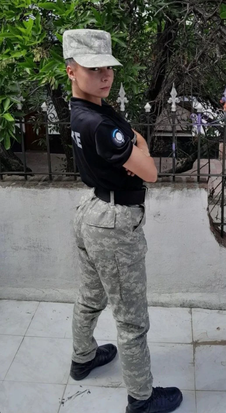 Pendeja argentina muy puta se parte sola Cordobesa image 45