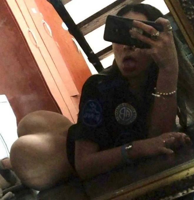 Pendeja argentina muy puta se parte sola Cordobesa image 5