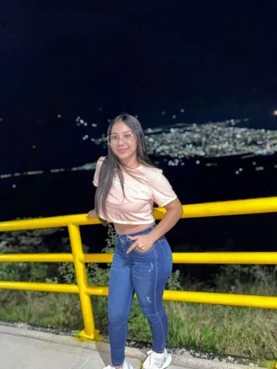 Bebesita Hot 🔥 Nena de 19 años. 🇲🇽 cover image