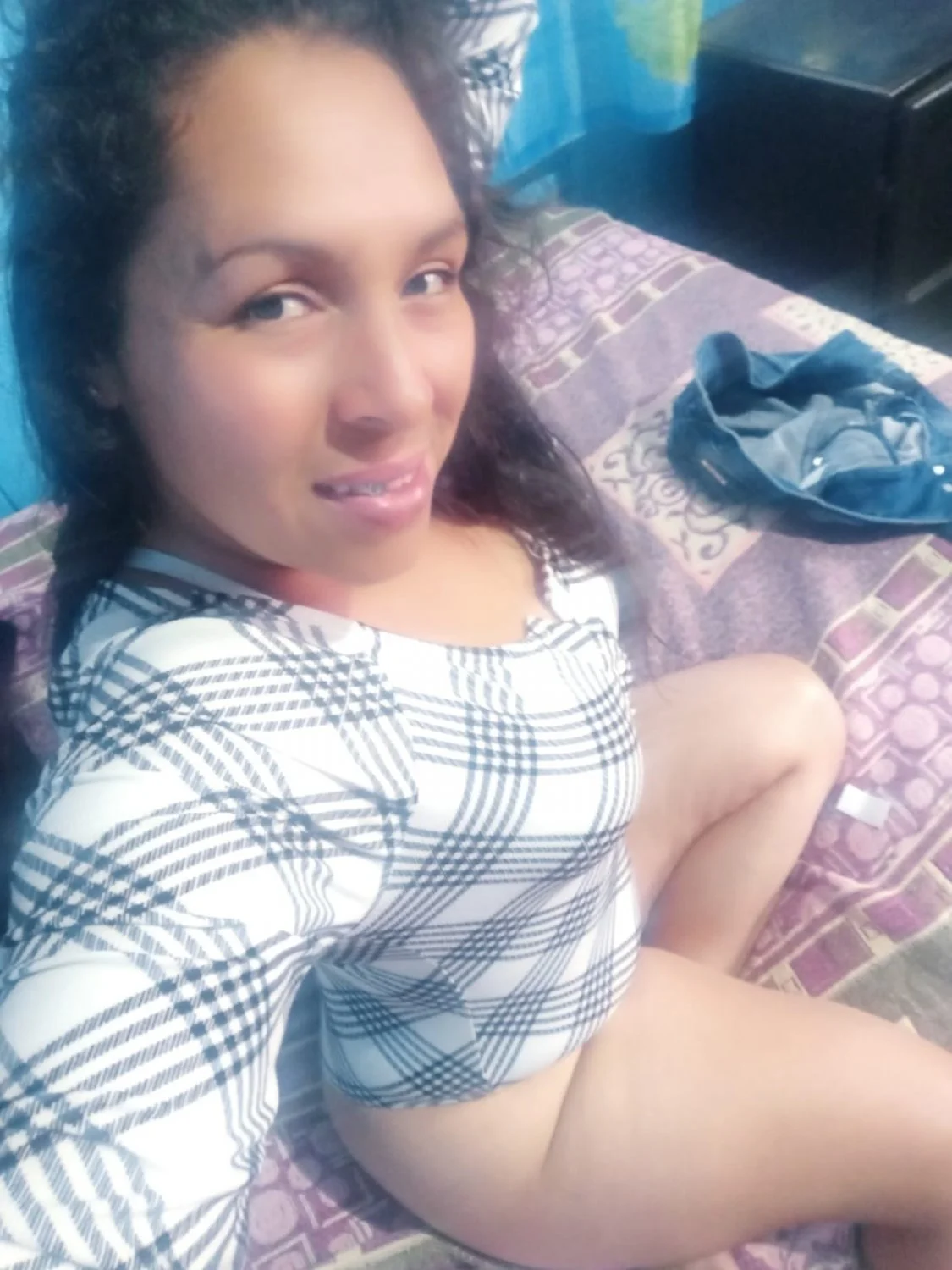 Uff ,me éxito mucho al ver a mi suegra y de repetir cuando me lo chupo cuando su hija está en trabaj image 17