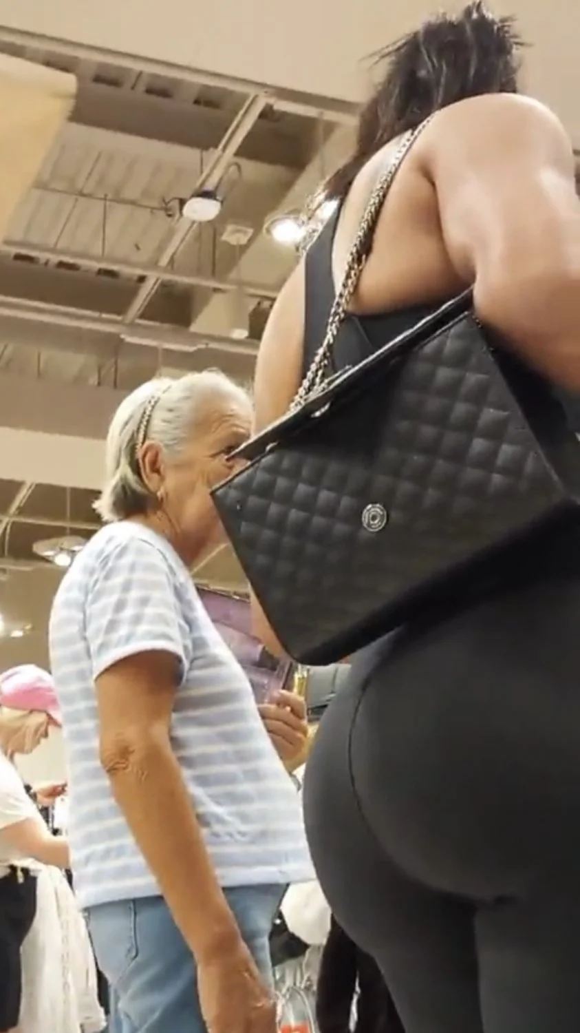 Creeper Keeper: Exotic mall find🤤🤤🔥🔥 image 6