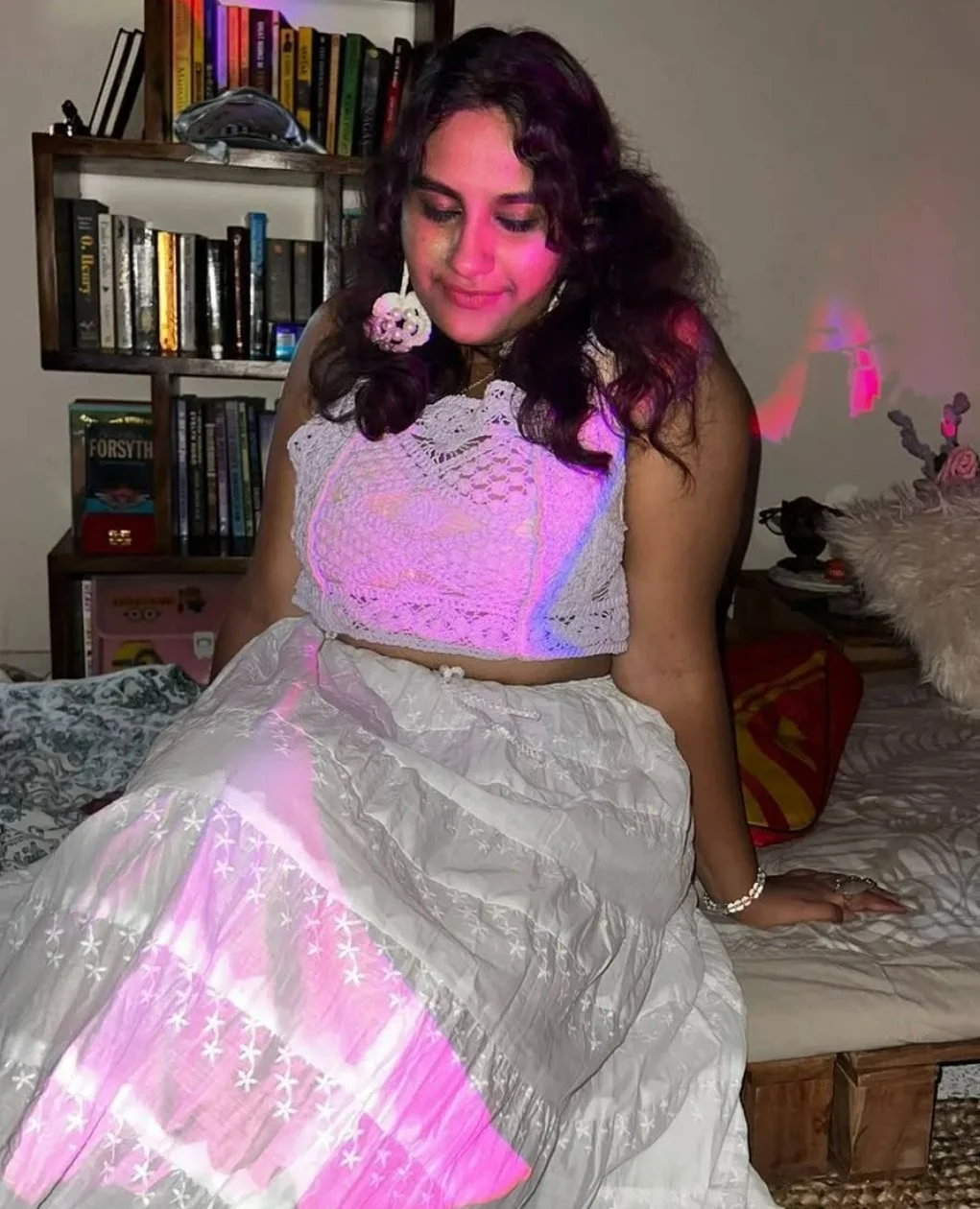 slut hridaye , 18 , india main image