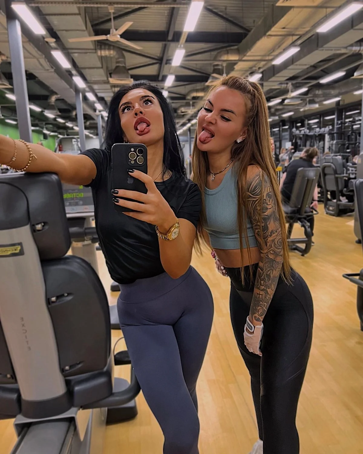 Fit teens in skin tight leggings, booty shorts and yoga pants part 2 image 4