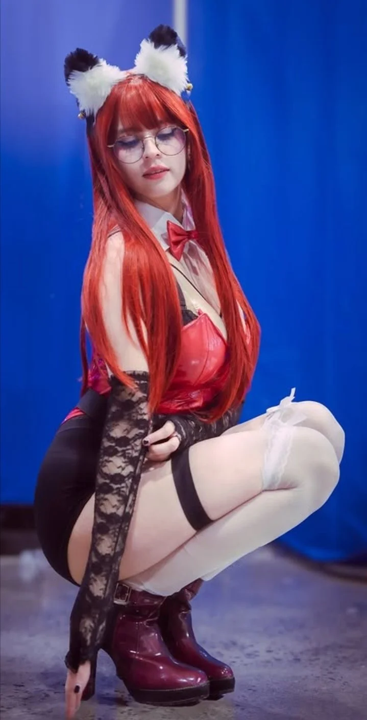 Lulymakima - sexy girl in cosplay image 10