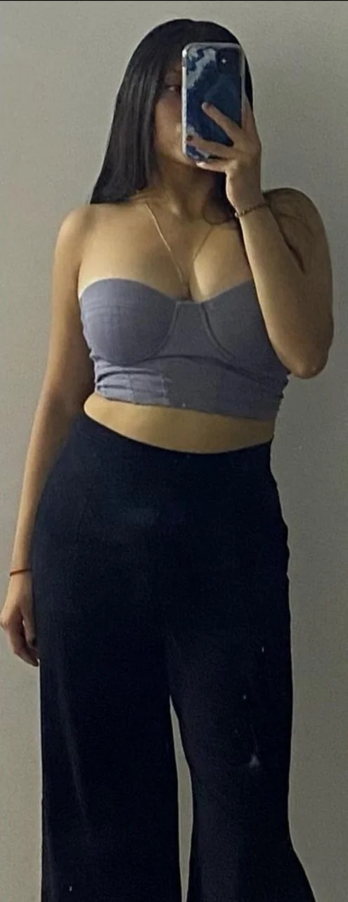 Latinas image 15