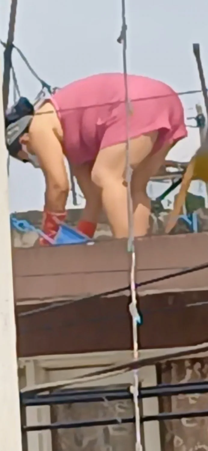 Espiando a la PutaVecina🥵🍑. image 17
