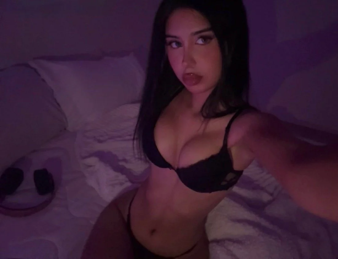 random slut image 3