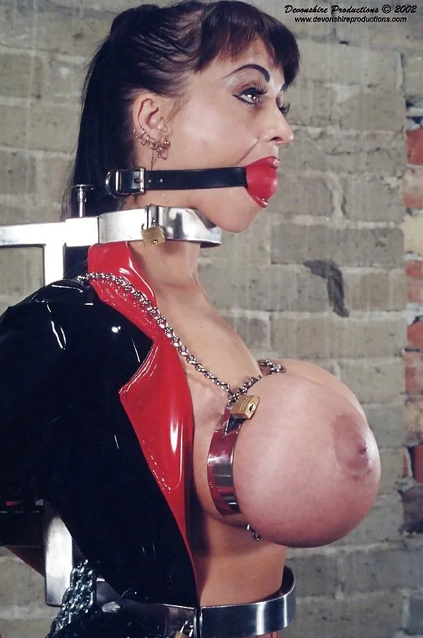 This Week in Huge Tits image 31