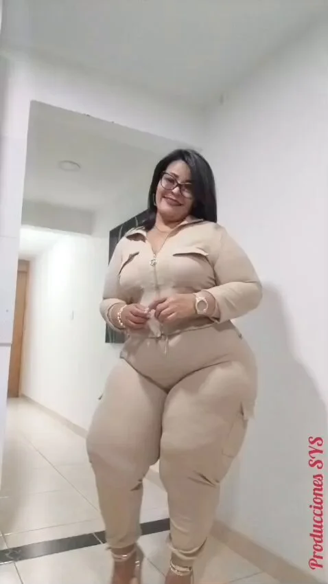 B1G BO0Ty matur3 Colomb1aN bbW ! main image