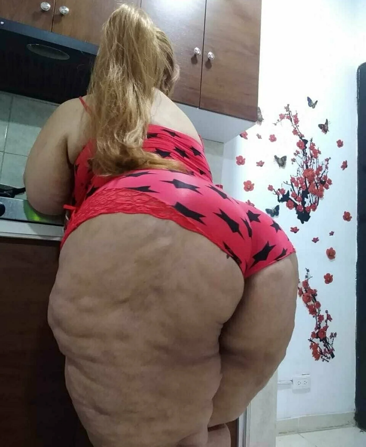 B1G BO0Ty matur3 Colomb1aN bbW ! image 8