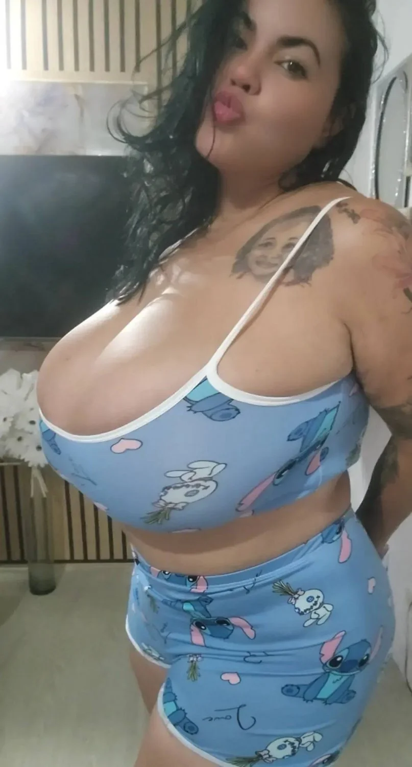 Claritza Del Carmen Betancourt Sexy image 14