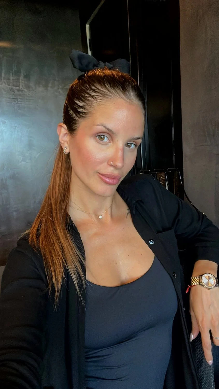 This sex-tary is ready for any job image 2