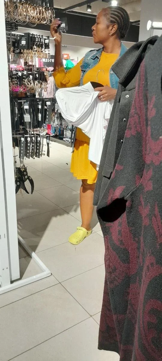 Mzansi upskirt legends image 7