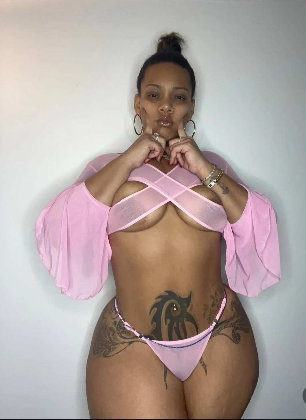 The sexy ebony queen Kim pt 1 image 7