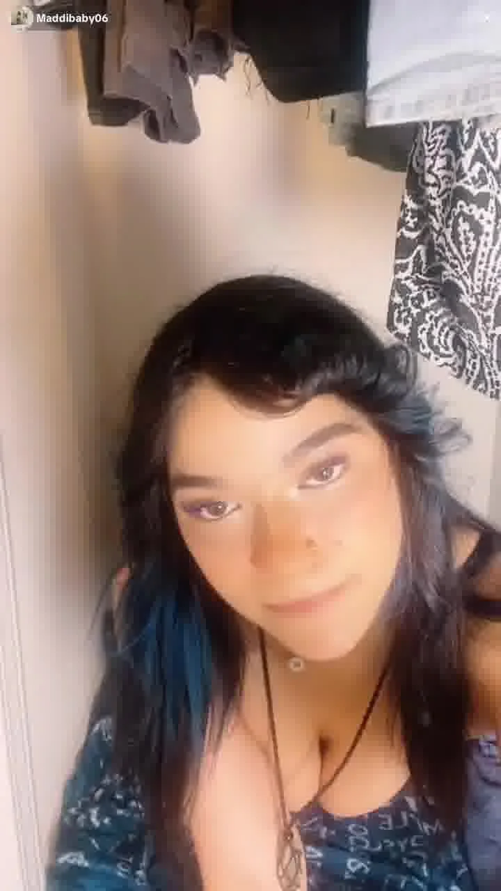 tiktok live arch twerk image 3