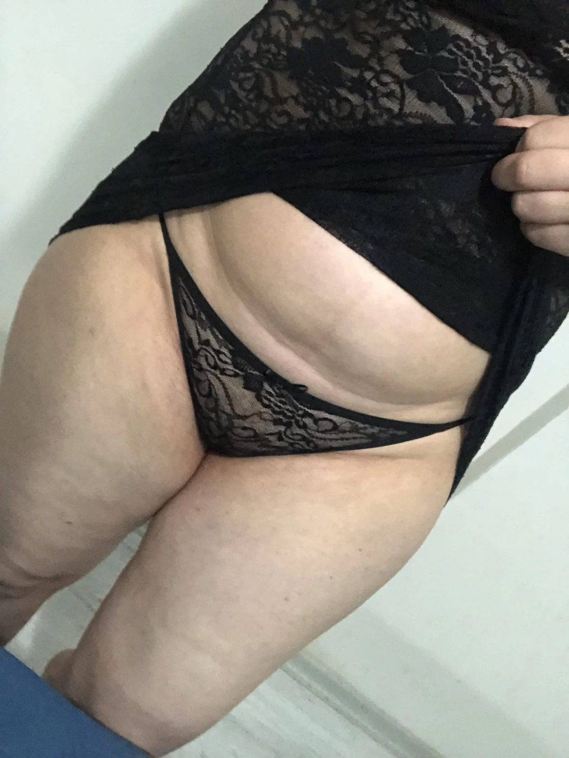 PAWG curvy milf wife shared as wanted. Come and get yours shared. image 7