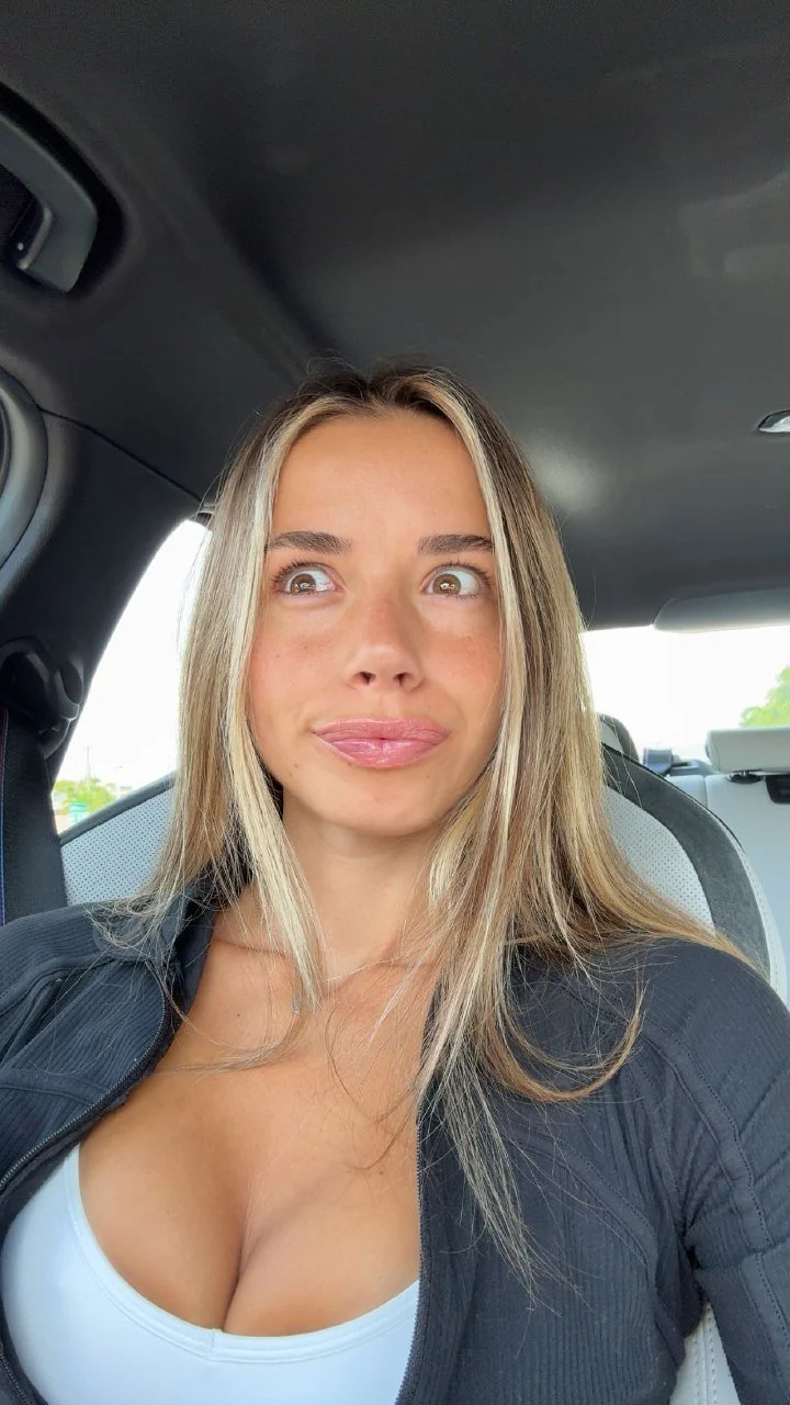 Famosa gringa te la saca para que la metas 🤤🥵💦🔥 image 19