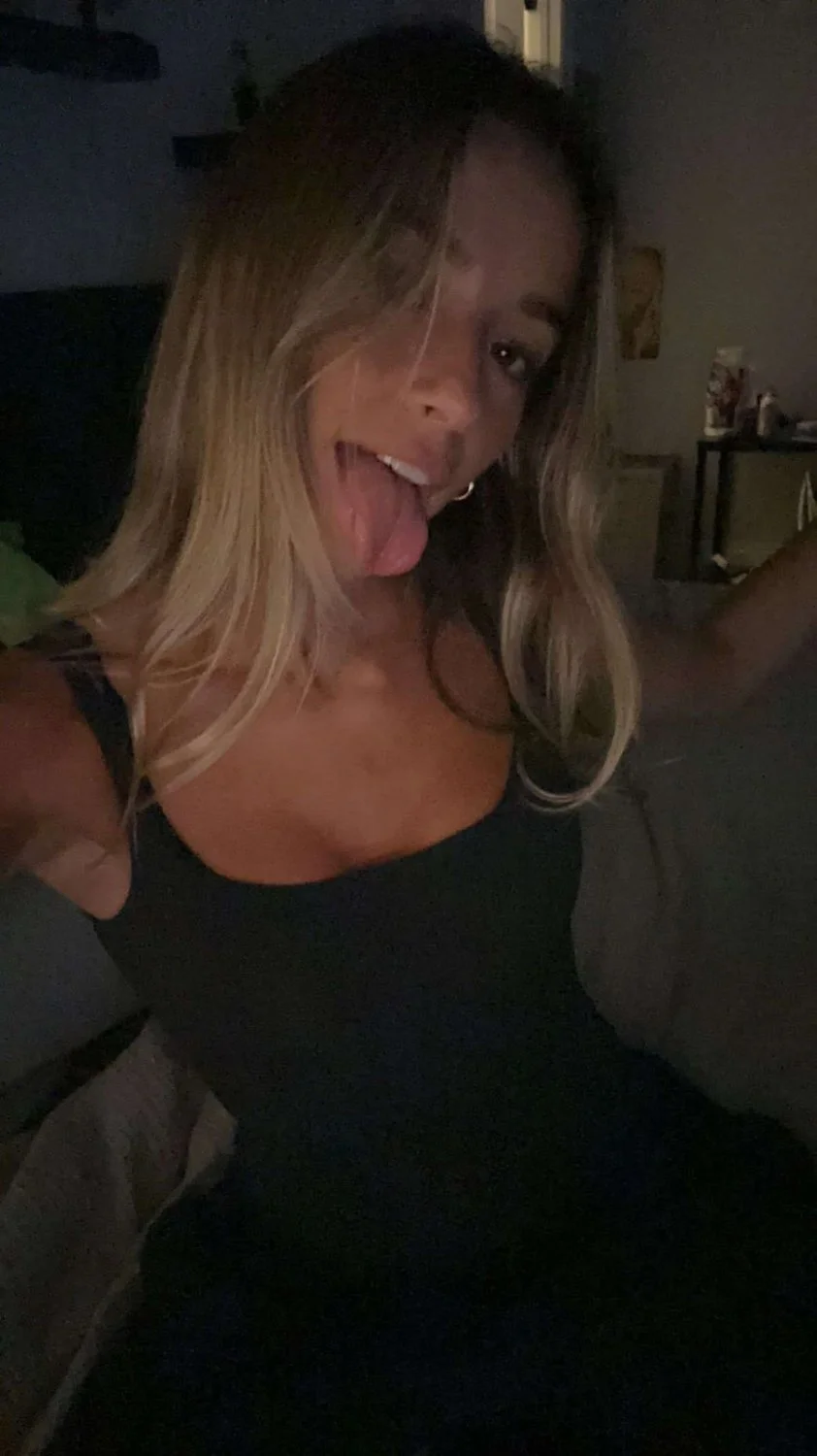 Famosa gringa te la saca para que la metas 🤤🥵💦🔥 image 20