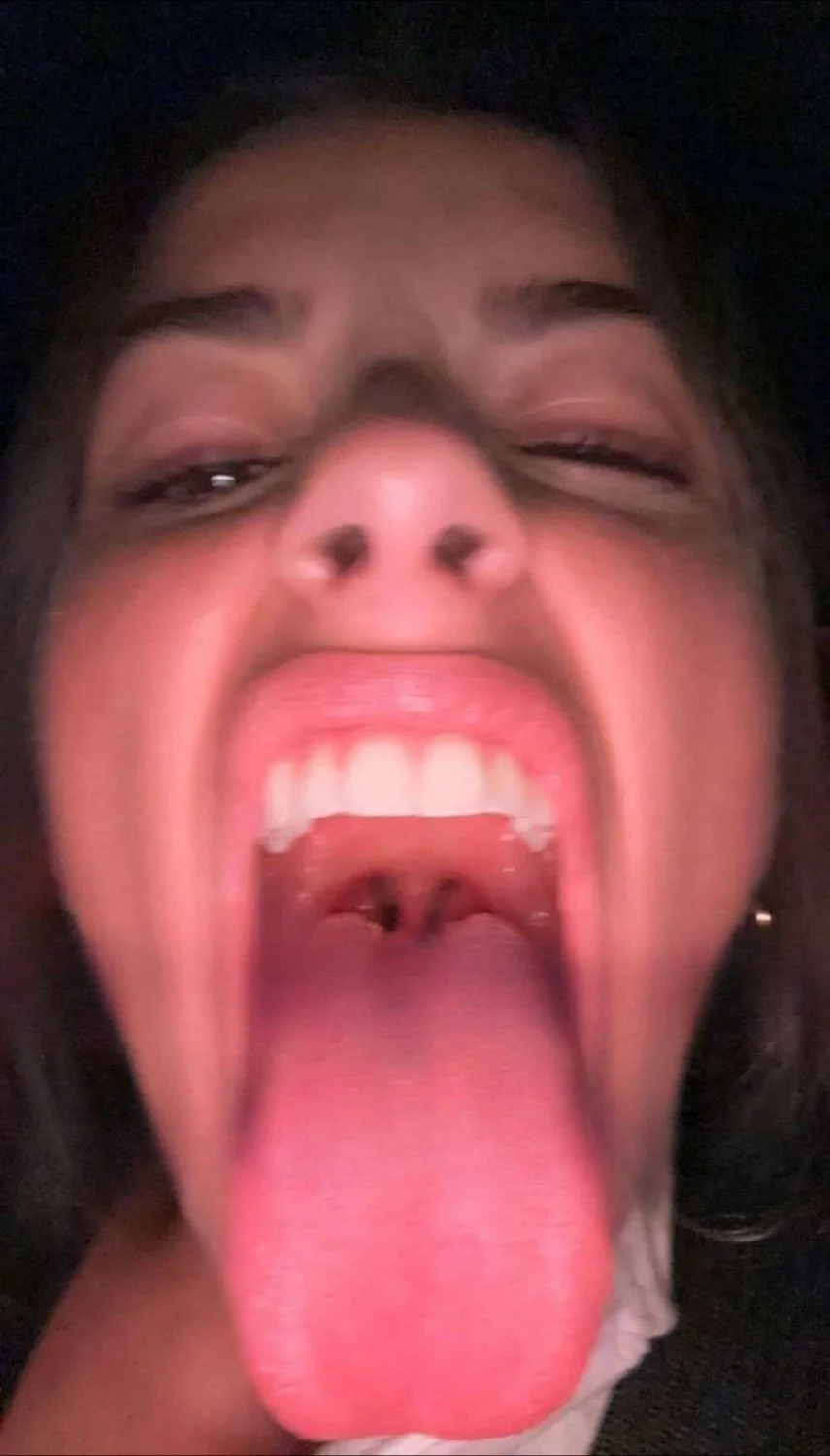 Famosa gringa te la saca para que la metas 🤤🥵💦🔥 image 3