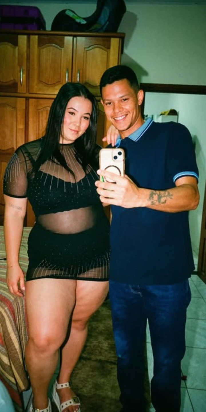 Vazou - Daniela da cidade de Cuiabá MT - fudendo com o namorado 🔥🔥🔥🔥🔥🔥🔥 image 2